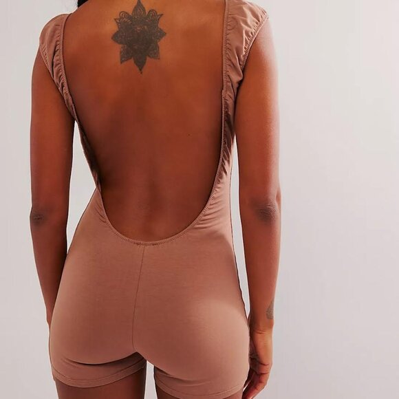 Free People Tops - FREE PEOPLE weekend friend shortie bodysuit Sz L NEW
